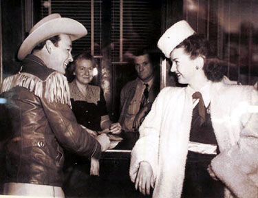 Roy and Dale applying for thier marriage license in Oklahoma.