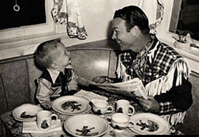 Roy enjoys breakfast with Roy Jr. (Dusty).